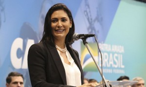 PRIMEIRA DAMA