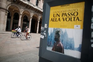 health-coronavirus-italy-department-store-2020-05-16t133239z-1655376643-rc2ppg9wb7c7-rtrmadp-3-health-coronavirus-italy-department-store-alessandro-gar