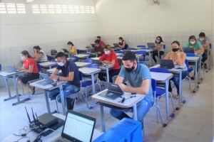 Detran - Aplicação Itinerante de Prova Teórica de Habilitação 1